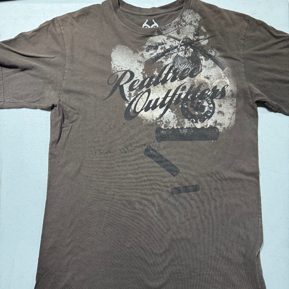 Realtree Outfitters graphic tee - Picture 1 of 7